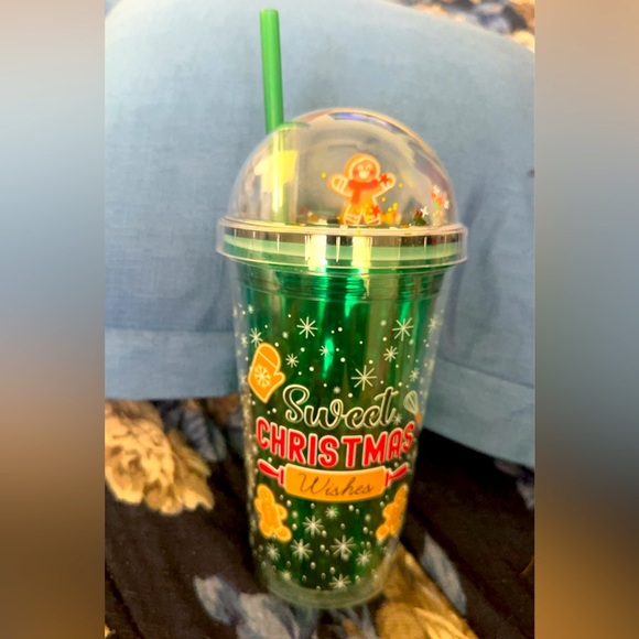 Sweet Christmas wishes Snow Globe Tumbler - Picture 1 of 3